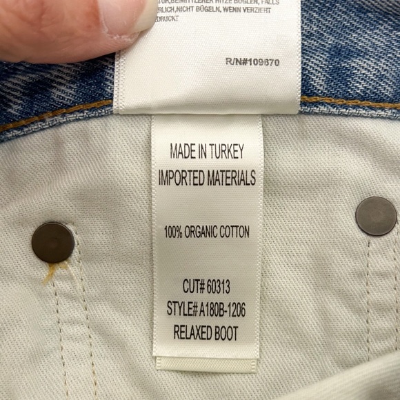 Agolde Curio Light Wash Mid Rise Relaxed Boot Cut Off Distressed Jeans 30 NWT - Picture 13 of 13